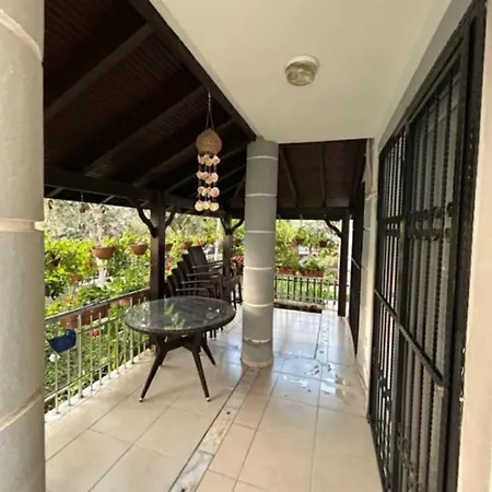 Ces Villa *